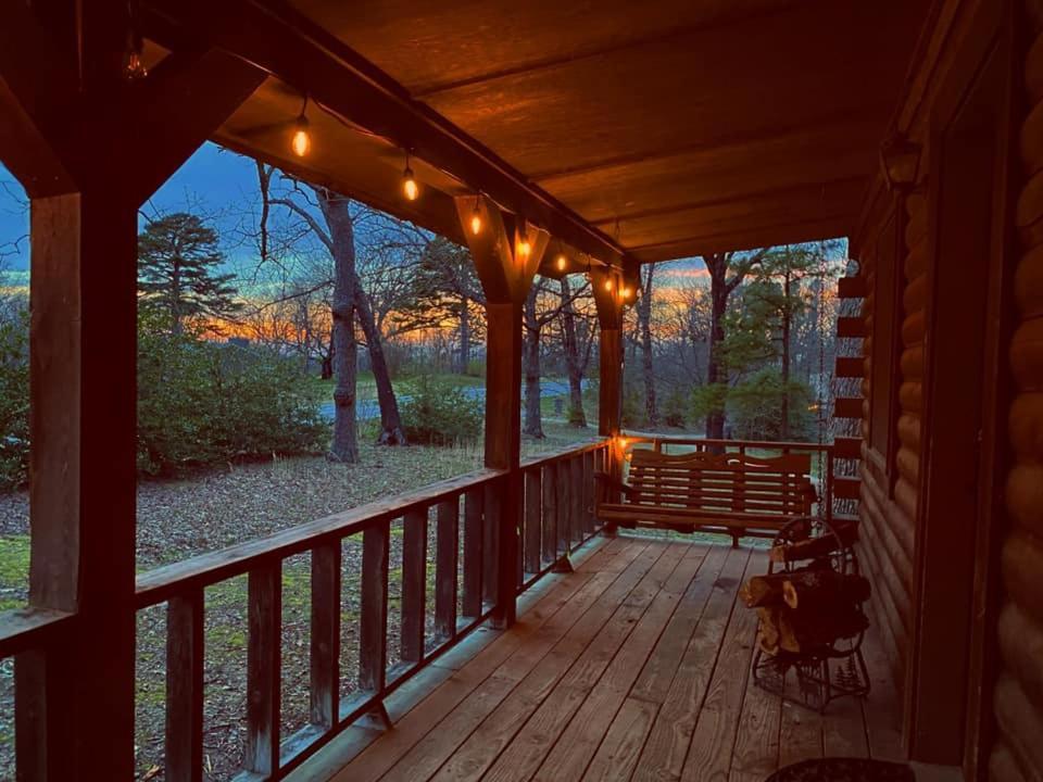 Cozy Cabin At Bear Mountain Log Cabins 尤里卡斯普林斯 外观 照片