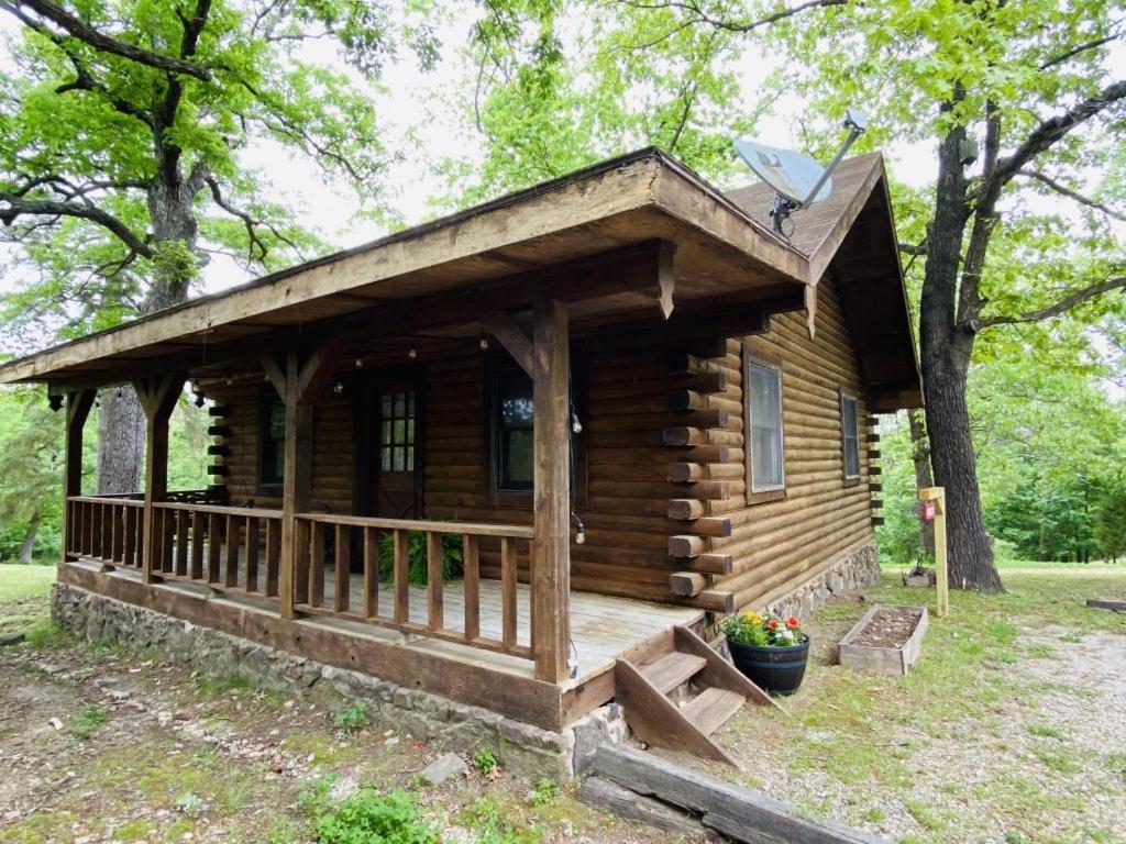 Cozy Cabin At Bear Mountain Log Cabins 尤里卡斯普林斯 外观 照片